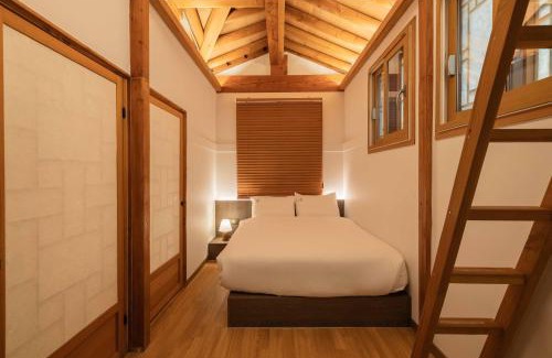 Seochon Villa | Luxury Hanok Dain-dang