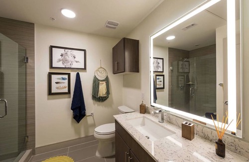 Southgate Apartment | Luxury High Rise Apartment