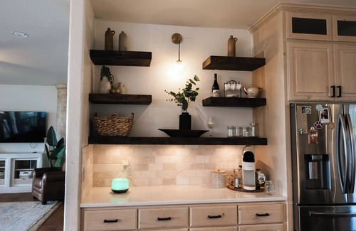 Canyon Lake House | Luxury Hilltop Retreat - 20 acres - Canyon Lake Views - Wedding & Reunion Ready