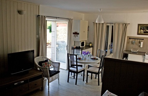 Penne Cottage | Luxury Holiday Cottage & Swimming Pool In Small Hamlet Near St. Antonin-N-Val