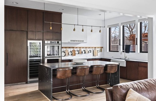 Green Hills House | Luxury Home in Green Hills w/Garage, Walk to Park