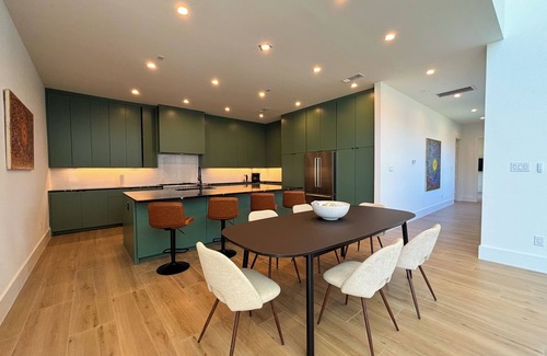 Dallas House | Luxury Home in Heart of Dallas, Love Field Airport, HighLand Park