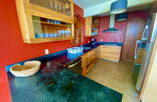 Playa Las Gatas House | Luxury Home with Breathtaking Views in Zihuatanejo