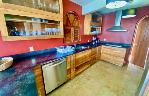 Playa Las Gatas House | Luxury Home with Breathtaking Views in Zihuatanejo