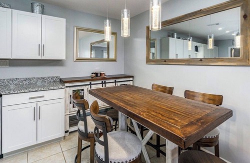 Richmond House | Luxury & Hospitality Lex l0 min 20 min UK Pets👍self check-in & out, Fire pit