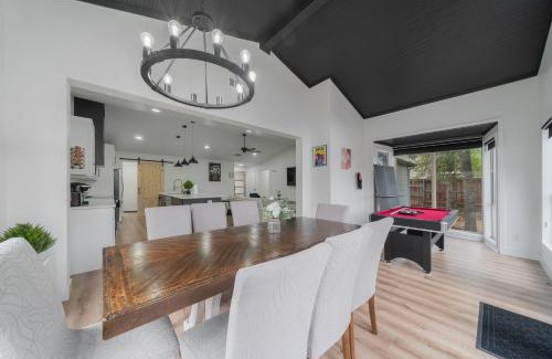 Euless Villa | Luxury in Euless Near DFW Airport & Cowboys stadium