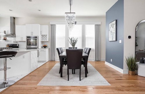 Fountain Square House | Luxury Indy Stay | Rooftop Lounge + Theater/Arcade