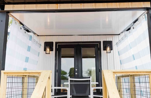 Lincoln House | Luxury Lake Bungalow: King Bed, Deck, Lake Access #1