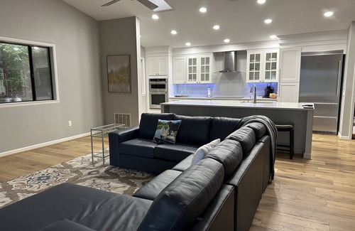 Seneca House | Luxury Lake House on Lake Keowee