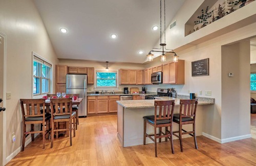 Seneca Falls Apartment | Luxury lakefront apartment and private pool! Pool open Memorial Day - Labor Day.