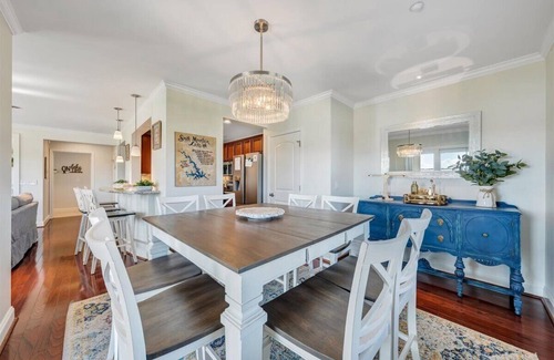 Westlake Corner Condo | Luxury Lakefront Condo In The Heart of Smith Mtn. Lake! 4BR 3BA!