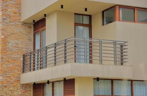 Entebbe Villa | Luxury Lakeside Villa Gated