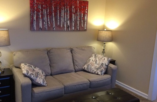 Prince George House | Luxury main floor suite, walk to Hospital, business and restaurant district