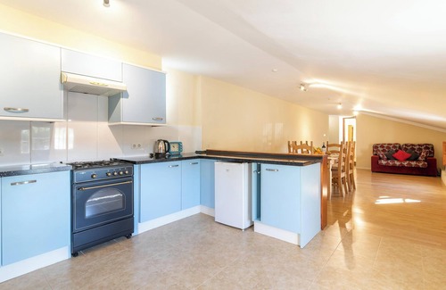 Villena House | Luxury Mansion "Casa Solariega Luxury Mansion in V" with Shared Pool, Garden, Terrace, A/C & Wi-Fi