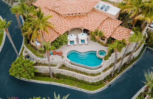 Zona Hotelera Villa | Luxury Mexican Hacienda Retreat within Palmilla Resort Community