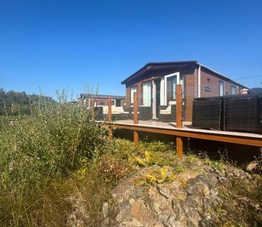 Moffat Resort | Luxury mini lodge with lakeside views