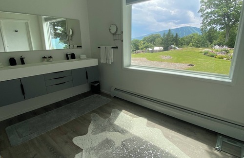 Stratton Mountain House | Luxury Mountain Chalet, Hot Tub, Fire Pit & Panoramic Stratton Views
