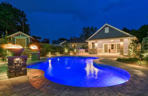 Southeast Omaha House | Luxury Oasis Heated Pool, Hot Tub, BBQ