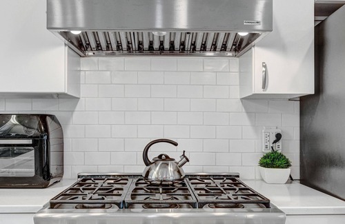 Sunnyland Beach House | Luxury Oceanfront Beach House - all bedrooms have spectacular views - Sleeps 6+