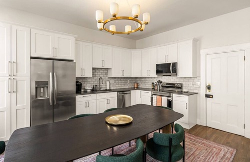 Pendleton Apartment | Luxury Parkside 2BR w Views | Walk to Everything