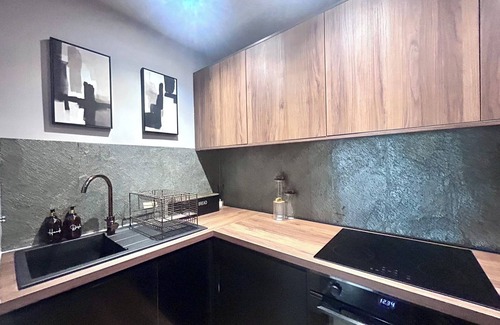 Penarth Apartment | Luxury Penarth Loft - Near Cardiff; Great for Entertainment and Sporting Events