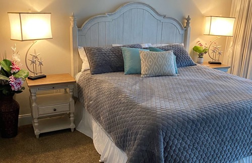 Panama City Beach Resort | Luxury Penthouse Suite Ocean View 21st Floor 1681 sqft