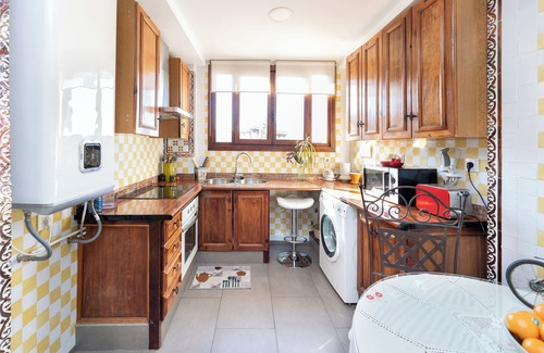 Albaicin Apartment | Luxury Penthouse 16th Century 1830sq.ft Panoramic Alhambra Views & Terrace