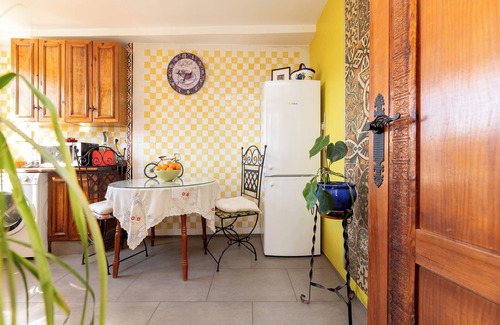 Albaicin Apartment | Luxury Penthouse 16th Century 1830sq.ft Panoramic Alhambra Views & Terrace