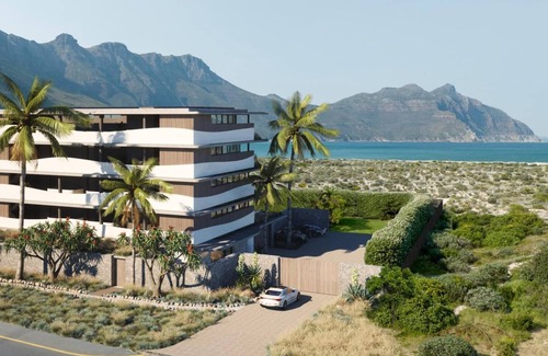 Hout Bay Apartment | Luxury Penthouse 1BR with Panoramic Sea + Peaks