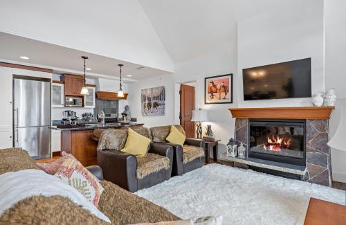 Canmore Resort | Luxury Penthouse At Solar A Resort And Spa