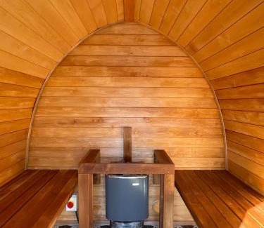 Lerags Apartment | Luxury Pod and Sauna with Fantastic Sea Views