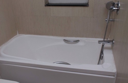 Gurugram Apartment | Luxury Rental/Serviced Apartments in Gurgaon In DLF Phase - V