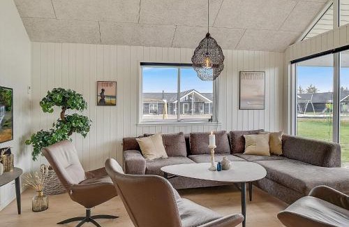 Houstrup House | Luxury Retreat with Pool - By Traum Ferienwohnungen