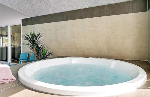 Houstrup House | Luxury Retreat with Pool - By Traum Ferienwohnungen