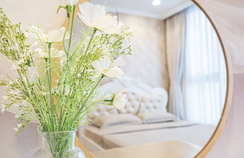 Hang Xanh Apartment | LUXURY RIVER VIEW 1 BEDROOM APT IN VINHOME CENTRAL PARK