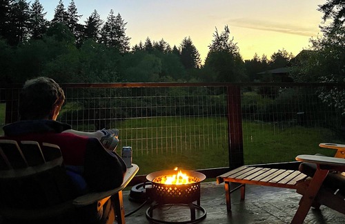 Campbell River RV Rental | Luxury Safari tent adjacent to the beach, following a nature trail to the river