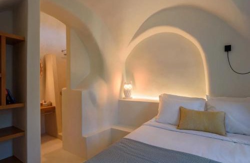 Episkopi Gonias Villa | Luxury Santorini Villa Potamos Luxury House 2 Bedrooms Private Pool Serene Location Episkopi