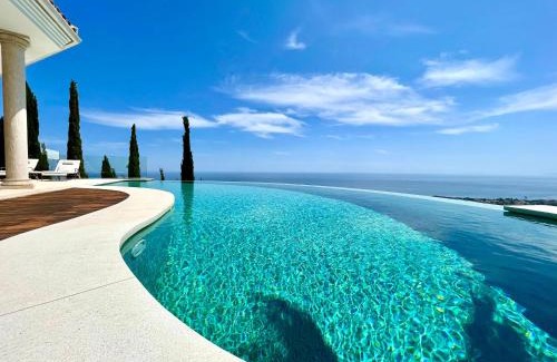 Marbella Villa | Luxury Sea View Villa in Marbella