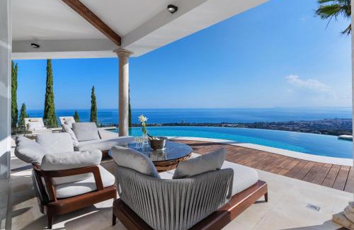 Marbella Villa | Luxury Sea View Villa in Marbella