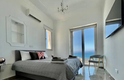 Kissonerga Villa | Luxury Seafront Prestige Villa 2