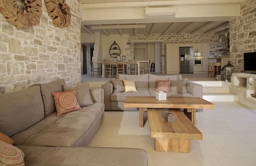 Kalamaki Villa | Luxury seafront villa Komos, stunning view, private pool,totally quietness