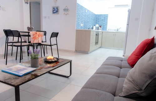 Oroklini Apartment | Luxury Self-Catering Apartments with Heated Pool