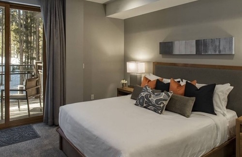 Peak 8 Resort | Luxury Ski-in/out Breckenridge Resort as close to the slopes as you can get!