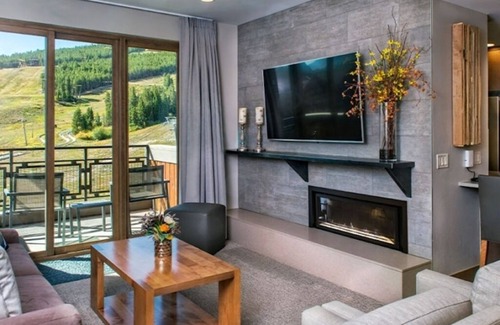 Peak 8 Resort | Luxury Ski-in/out Breckenridge Resort as close to the slopes as you can get!