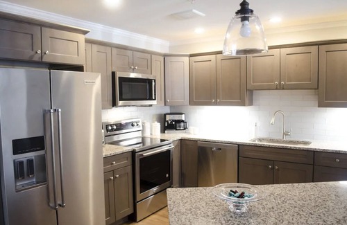 North Conway Condo | Luxury SKI IN/SKI OUT Kearsarge Brook Condo 3 bed, 2 bath at Cranmore Mountain!