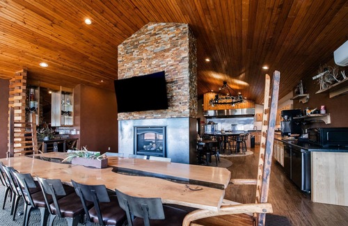 Carpenter Cabin | Luxury South Dakota Upland Lodge: El Jefe by Double P Ranch: