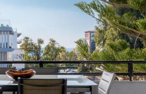 Glyfada Apartment | Luxury & Spacious 3 bdrm apt in Glyfada center