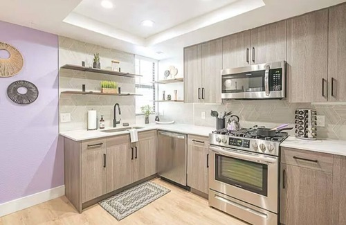 Kierland Condo | Luxury Stay | Kierland Views | Walk to Shops