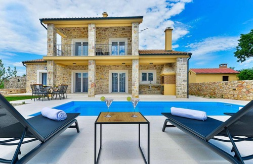 Vinjerac Villa | Luxury Stone Villa BANOVI