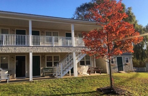 Block Island Apartment | Luxury Studio in Island Manor Resort